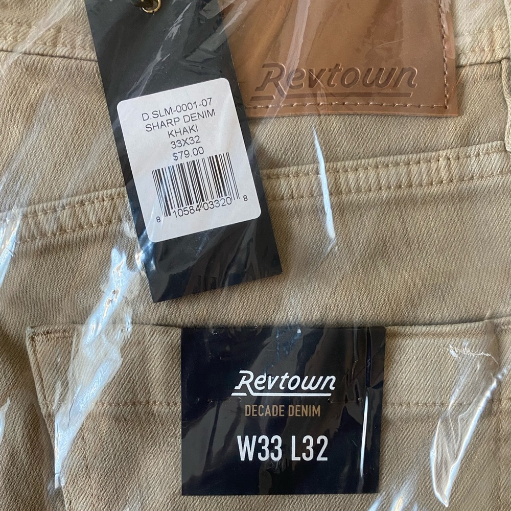 33x32 Revtown Slim Khaki- Brand New-Never Worn